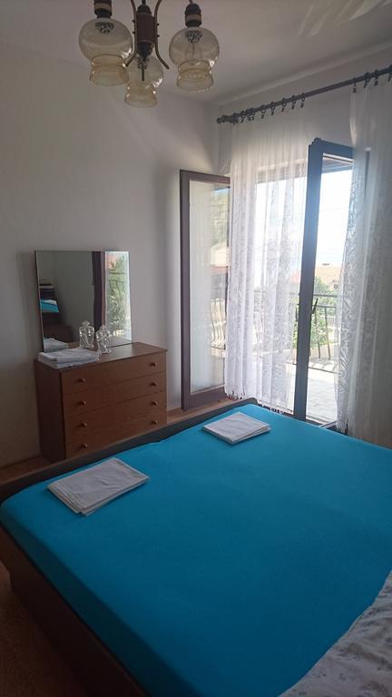 Apartment Leona เซนญ์ ภายนอก รูปภาพ