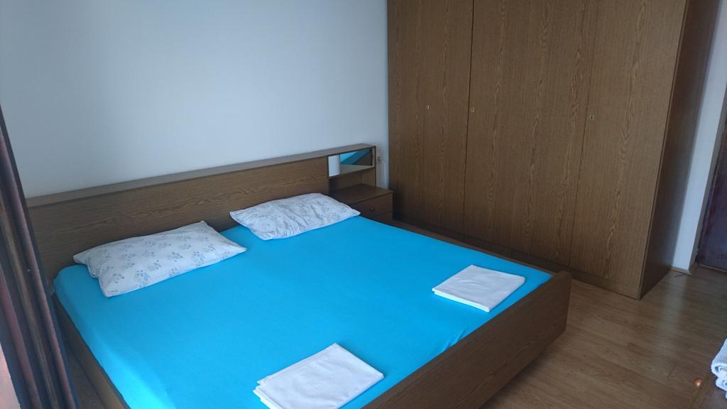 Apartment Leona เซนญ์ ภายนอก รูปภาพ